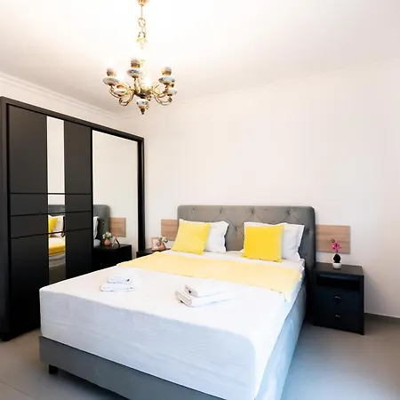Soni Exclusive 458 Plaza With Private Parking & Self Check-in 公寓 *