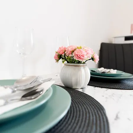 Soni Exclusive 458 Plaza With Private Parking & Self Check-in * Bucarest