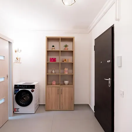 Soni Exclusive 458 Plaza With Private Parking & Self Check-in 公寓 *